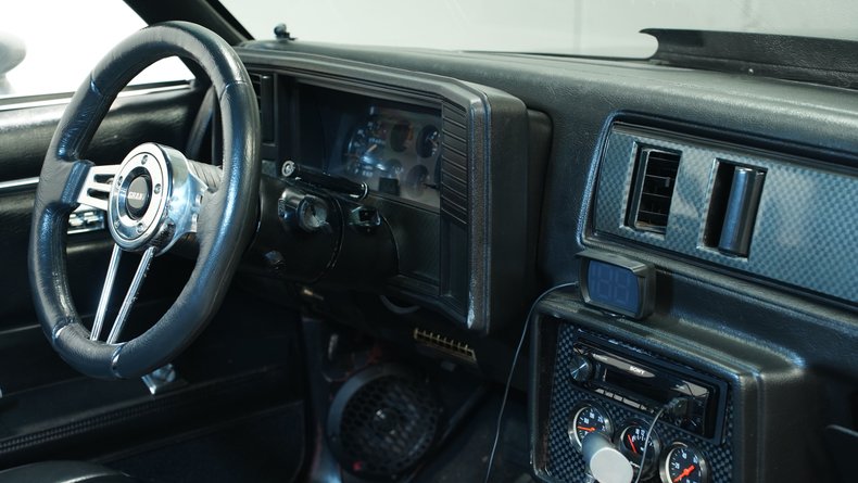 Chevrolet-El-camino-1982-Black-Black-24