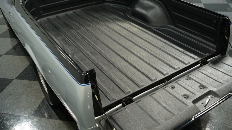 Chevrolet-El-camino-1982-Black-Black-30
