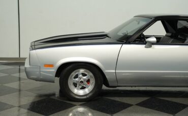 Chevrolet-El-camino-1982-Black-Black-32