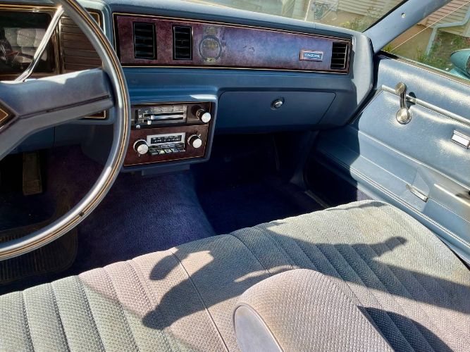 Chevrolet-El-camino-1983-Blue-5