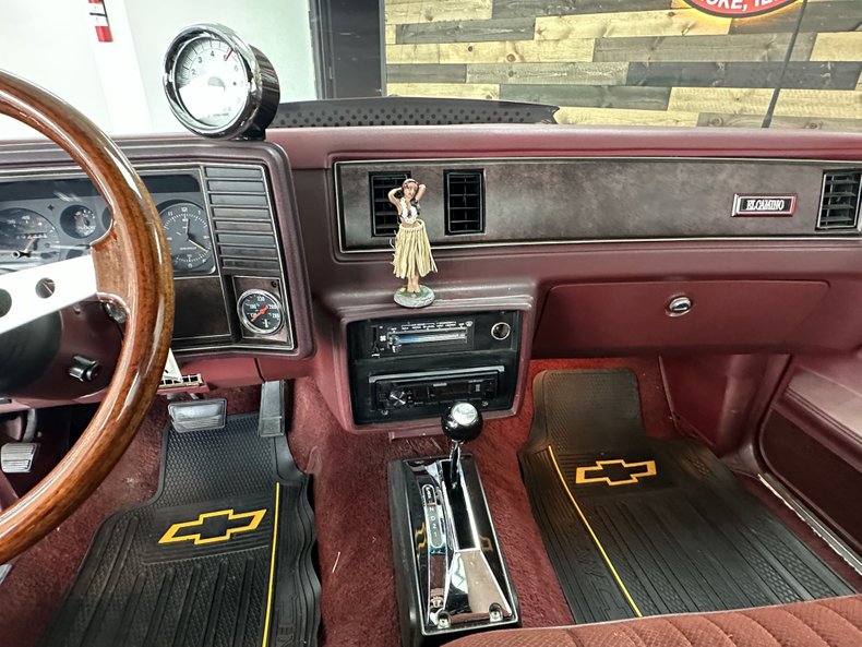 Chevrolet-El-camino-1983-Burgundy-Metallic-Carmine-Red-23