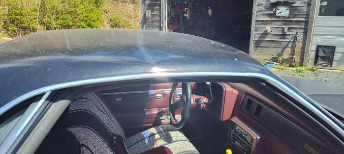 Chevrolet-El-camino-1984-Black-2