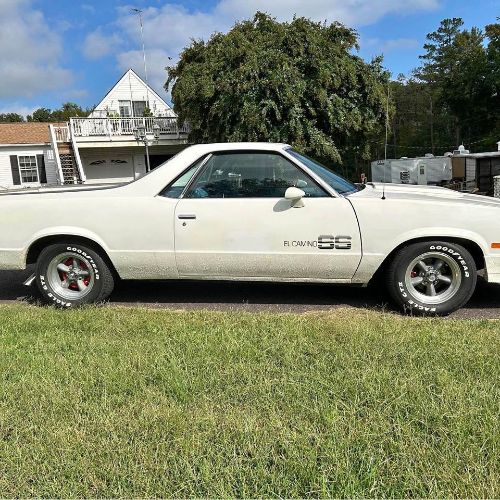 Chevrolet-El-camino-1984-White-Blue-7