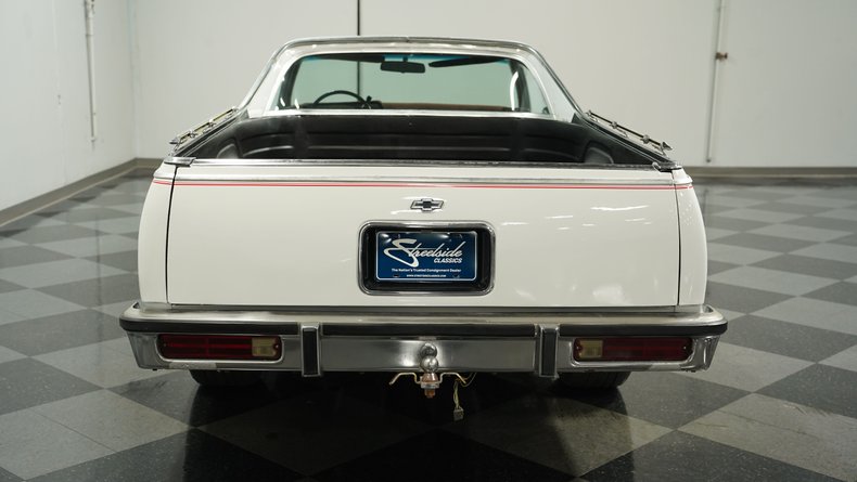 Chevrolet-El-camino-1984-White-Brown-14
