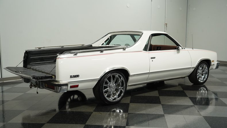 Chevrolet-El-camino-1984-White-Brown-2