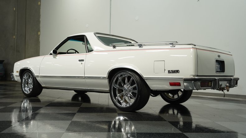 Chevrolet-El-camino-1984-White-Brown-26