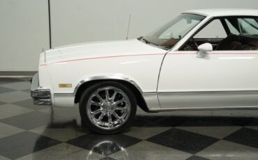 Chevrolet-El-camino-1984-White-Brown-27