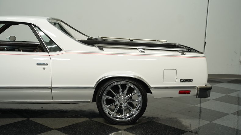 Chevrolet-El-camino-1984-White-Brown-28