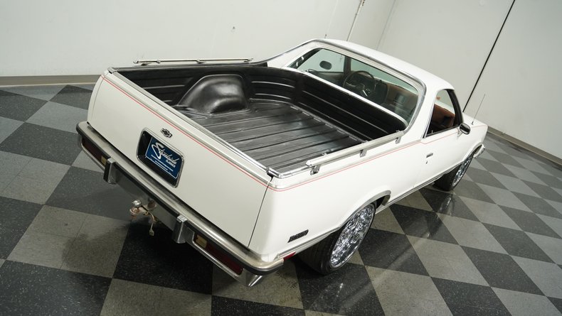 Chevrolet-El-camino-1984-White-Brown-29