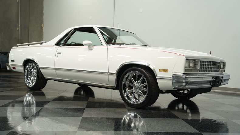 Chevrolet-El-camino-1984-White-Brown-34