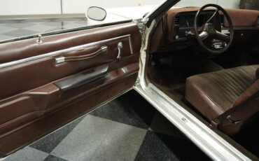 Chevrolet-El-camino-1984-White-Brown-38
