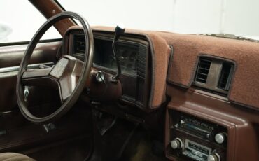 Chevrolet-El-camino-1984-White-Brown-48