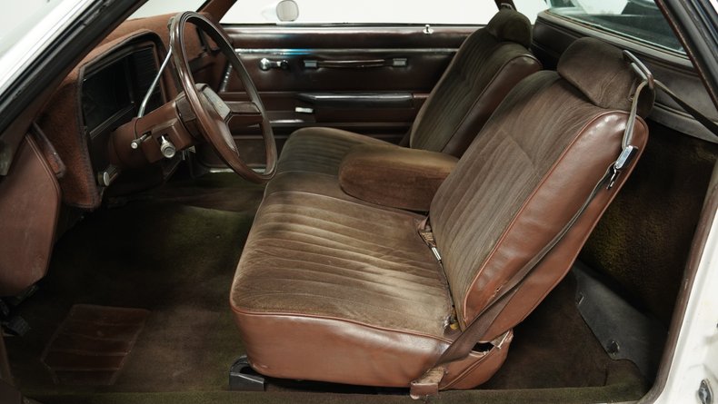 Chevrolet-El-camino-1984-White-Brown-9