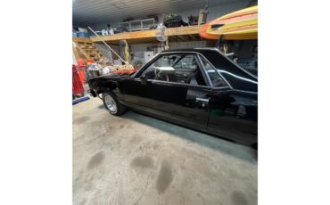 Chevrolet-El-camino-1985-Black-amp-Red-Red-15