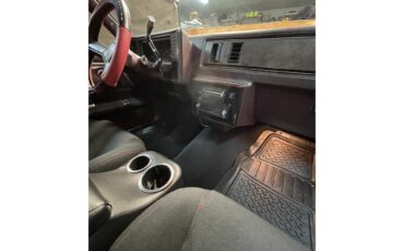 Chevrolet-El-camino-1985-Black-amp-Red-Red-18
