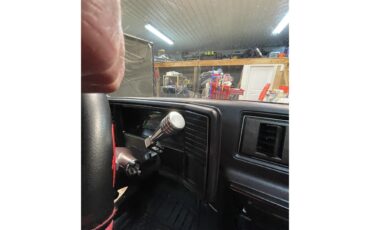 Chevrolet-El-camino-1985-Black-amp-Red-Red-19