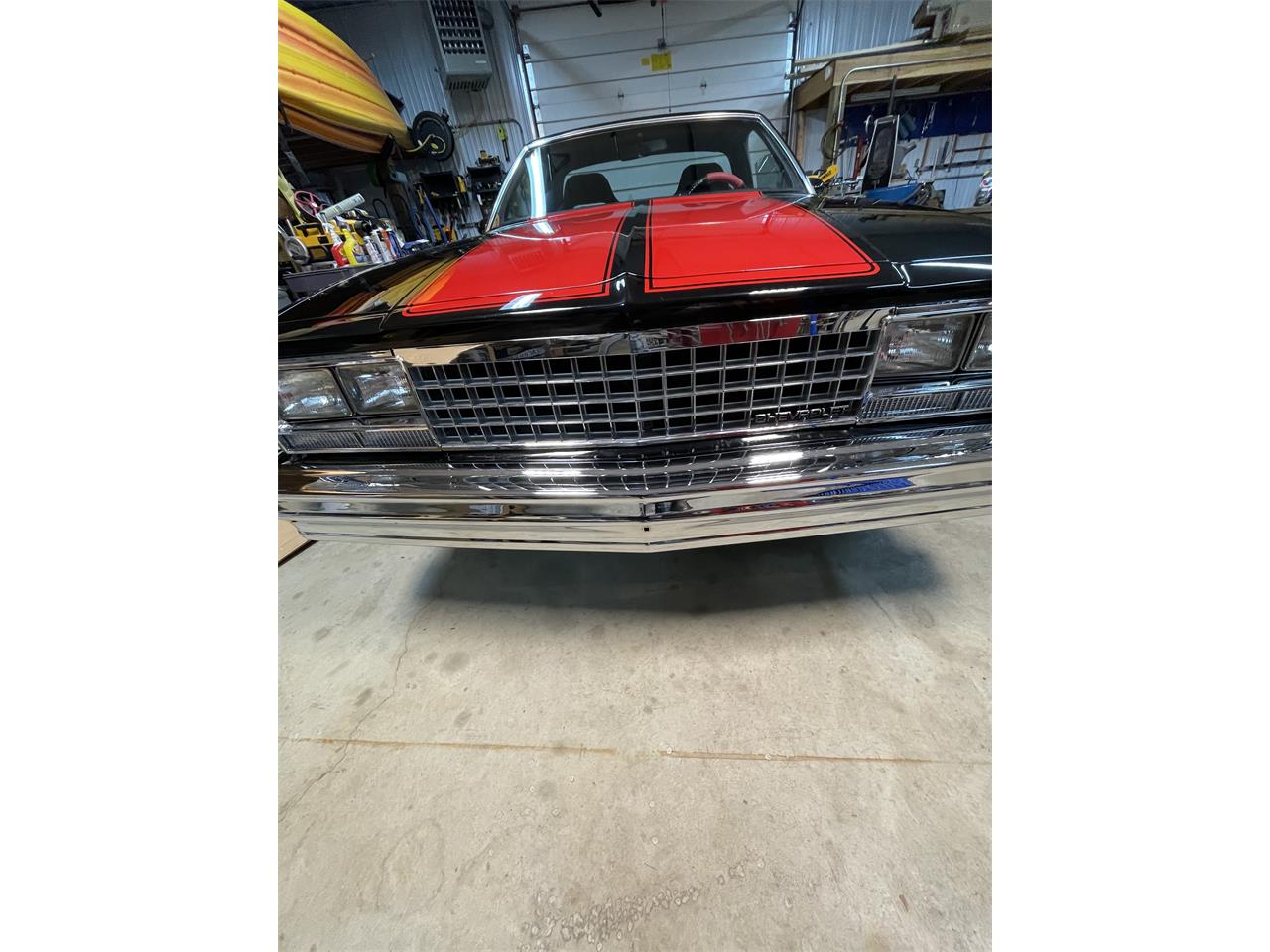 Chevrolet-El-camino-1985-Black-amp-Red-Red-2