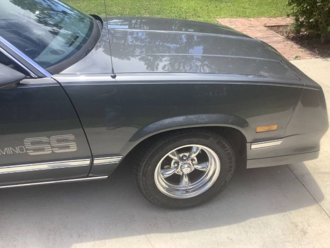 Chevrolet-El-camino-1986-Gray-15