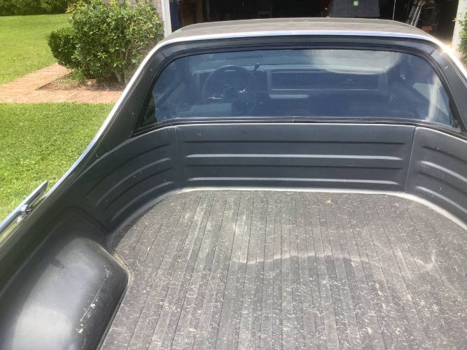 Chevrolet-El-camino-1986-Gray-3
