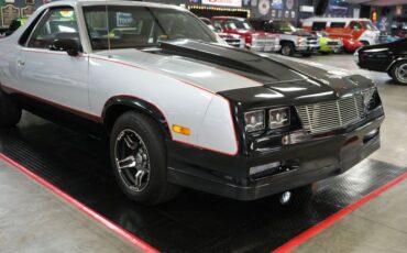 Chevrolet-El-camino-1986-Silver-Black-29