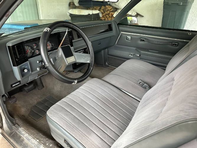 Chevrolet-El-camino-1987-Gray-3