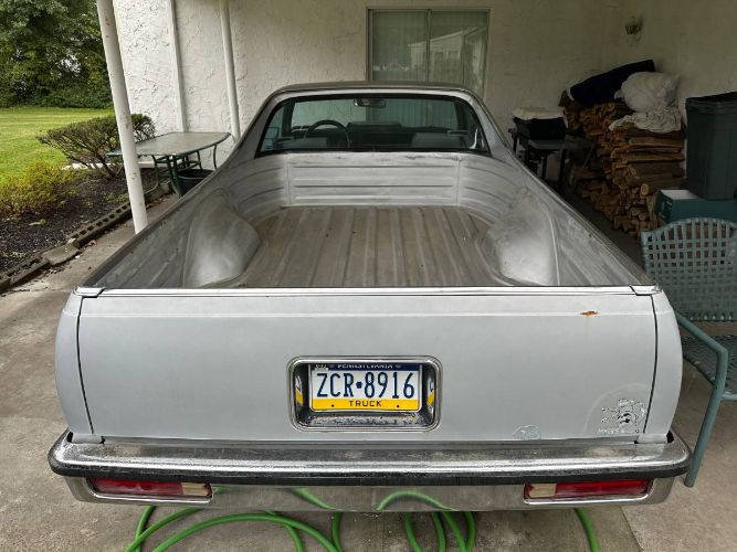 Chevrolet-El-camino-1987-Gray-5