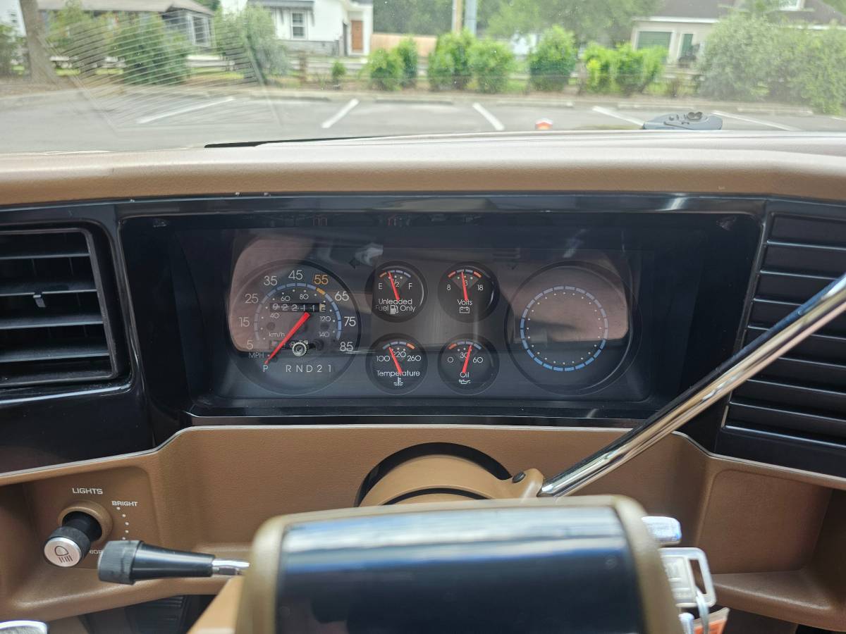 Chevrolet-El-camino-1987-brown-12