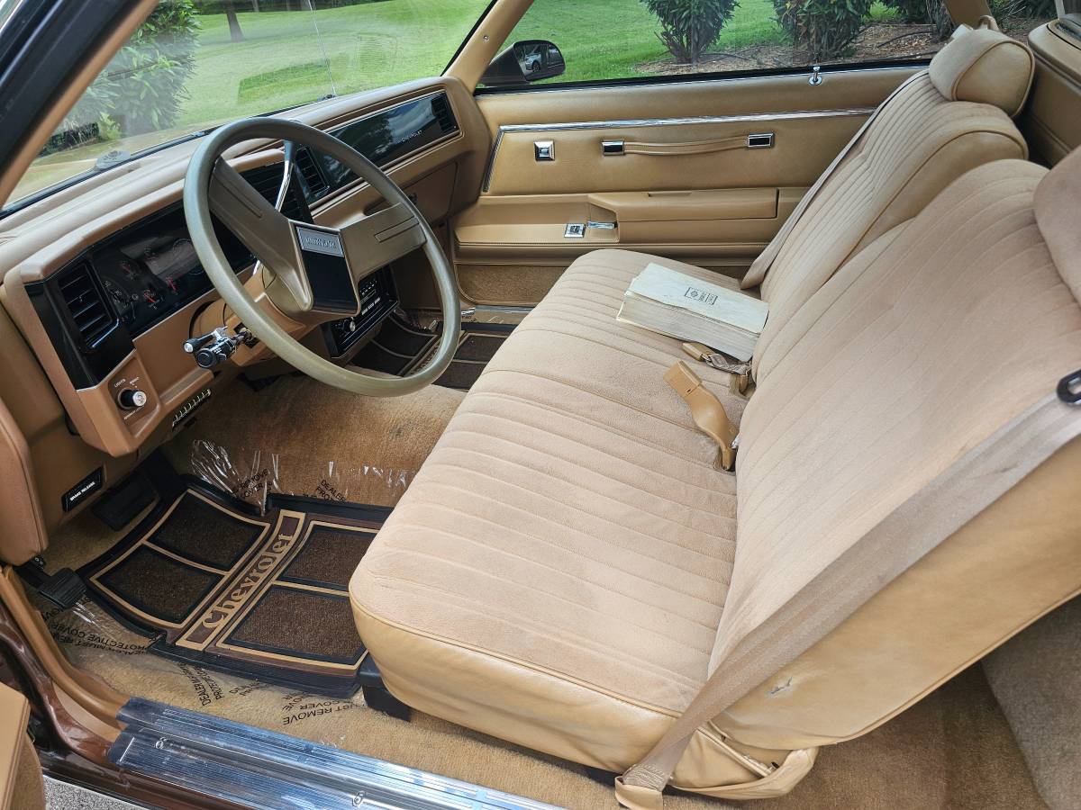 Chevrolet-El-camino-1987-brown-9