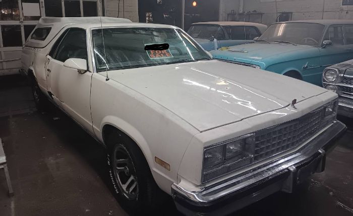 Chevrolet-El-camino-1988-White-2