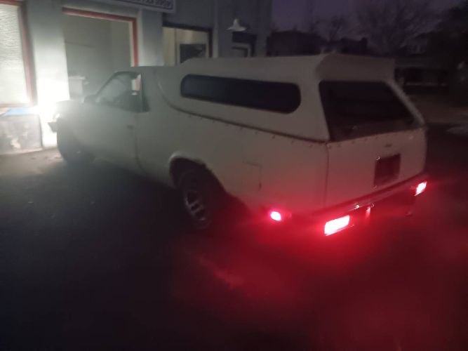 Chevrolet-El-camino-1988-White-4