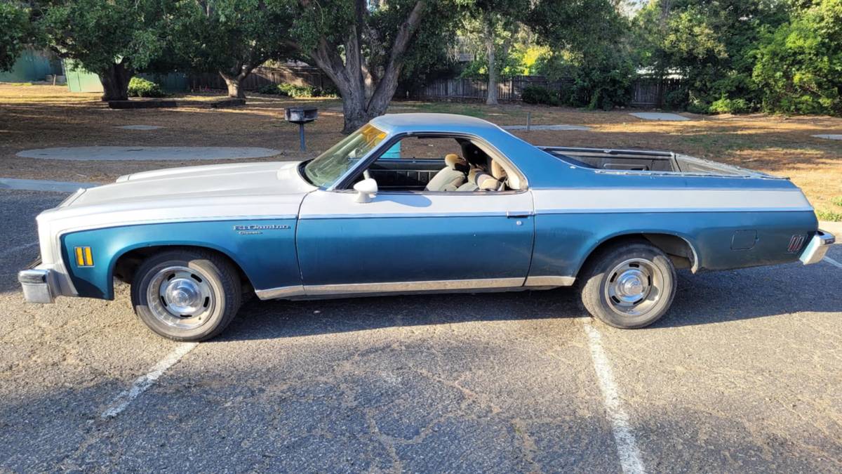Chevrolet-El-camino-classic-1977-blue