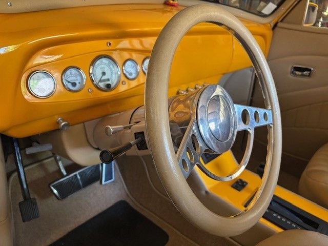 Chevrolet-Fleetmaster-1947-Sunrise-Pearl-Tan-6