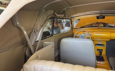 Chevrolet-Fleetmaster-1947-Sunrise-Pearl-Tan-9