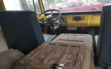 Chevrolet-G10-1968-Yellow-3