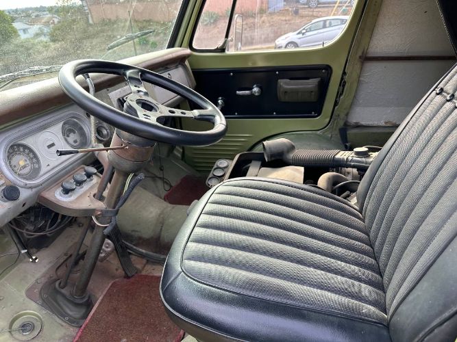 Chevrolet-G10-1969-Green-15