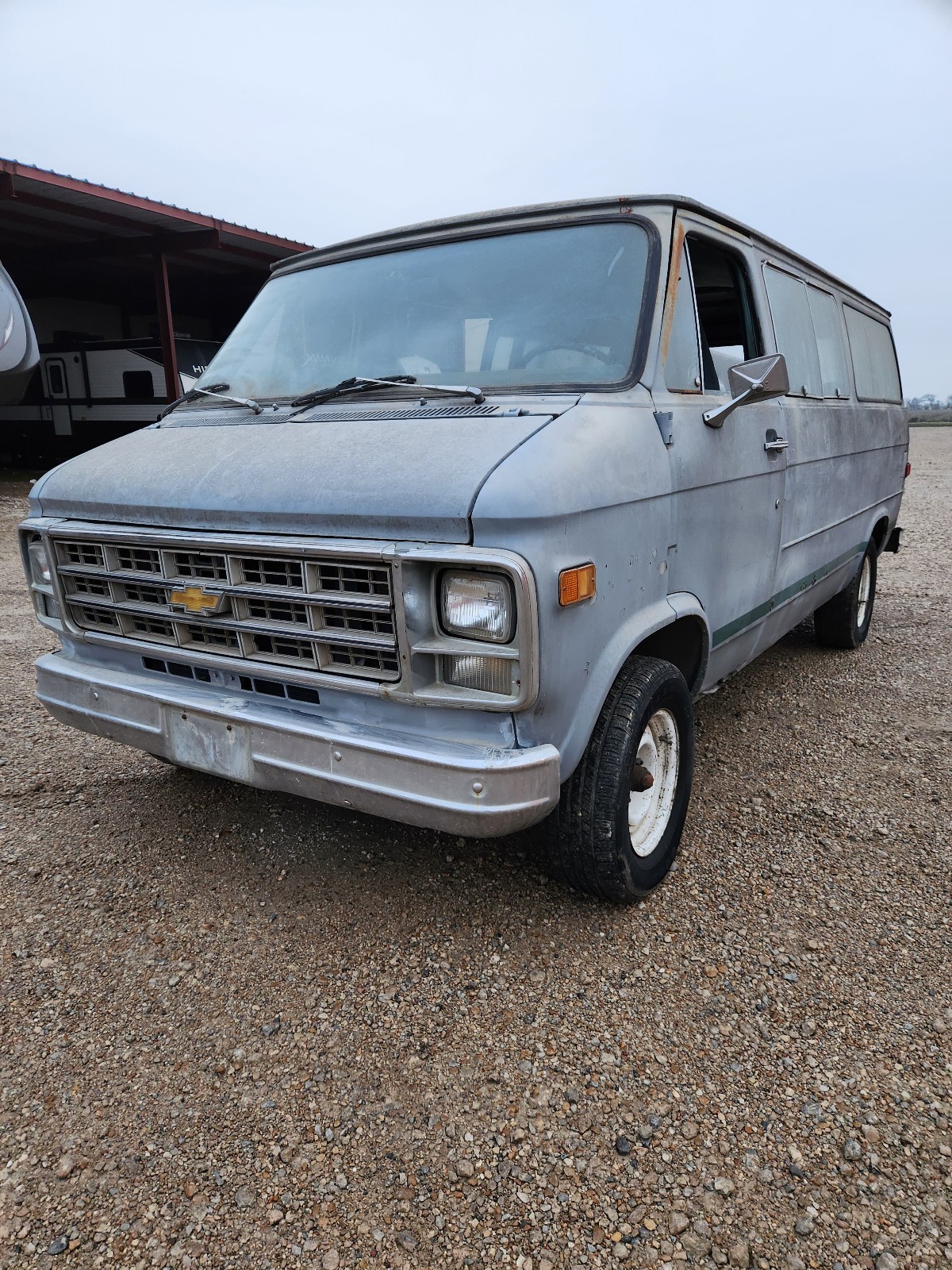 Chevrolet-G10-Van-1978-Standard-Passenger-Van-1
