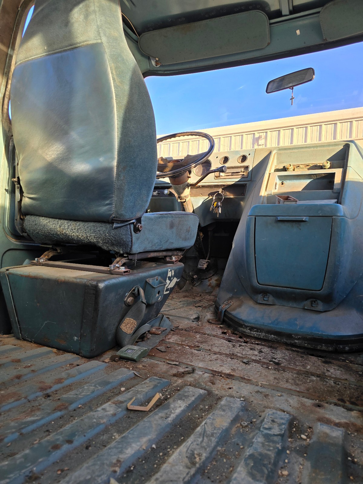 Chevrolet-G10-Van-1978-Standard-Passenger-Van-4