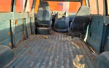 Chevrolet-G10-Van-1978-Standard-Passenger-Van-6