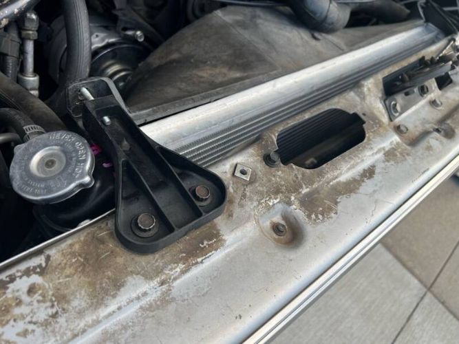 Chevrolet-G20-1984-BrownTan-BrownTan-1