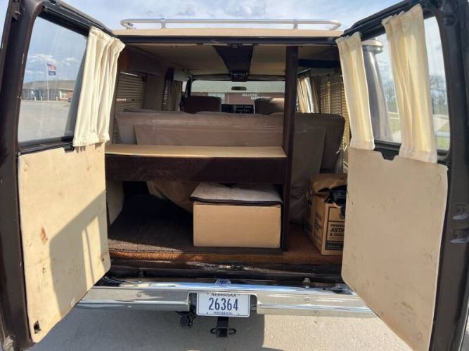 Chevrolet-G20-1984-BrownTan-BrownTan-19
