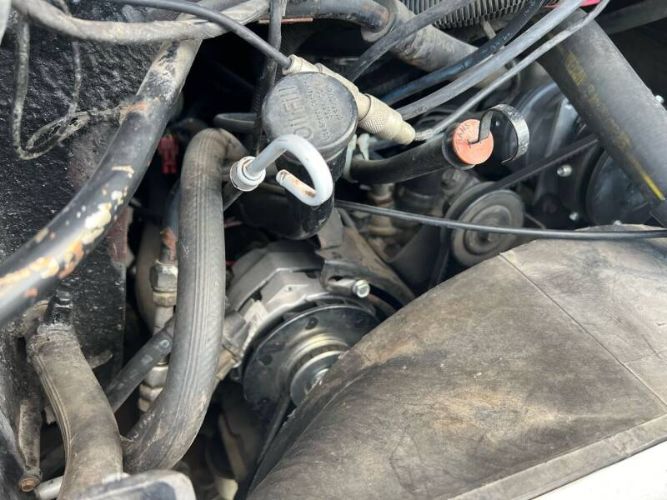 Chevrolet-G20-1984-BrownTan-BrownTan-6