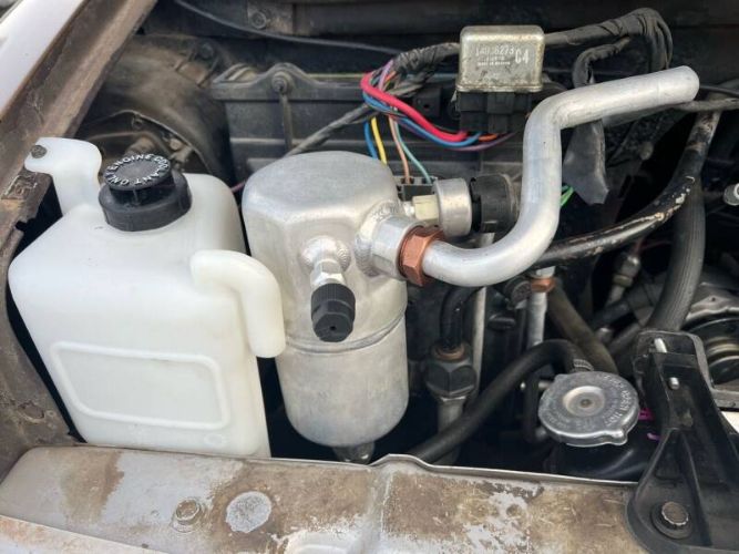 Chevrolet-G20-1984-BrownTan-BrownTan-7