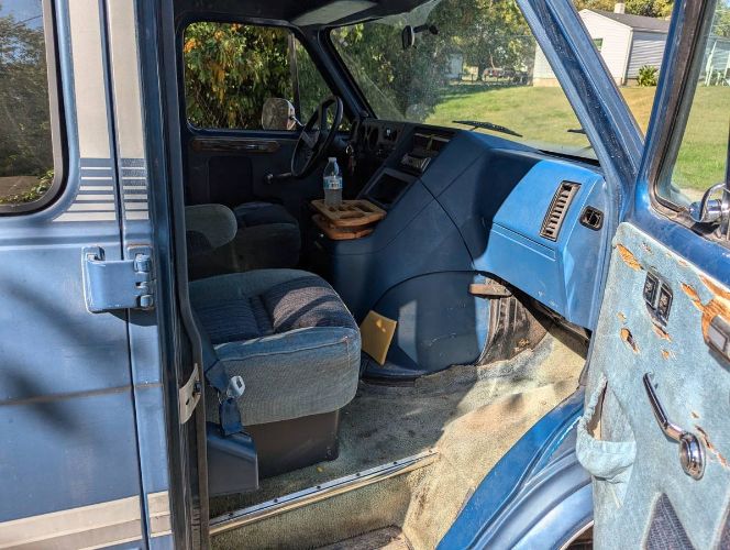 Chevrolet-G20-1990-Blue-11