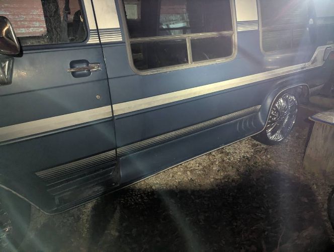 Chevrolet-G20-1990-Blue-14