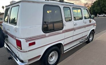Chevrolet-G20-1992-White