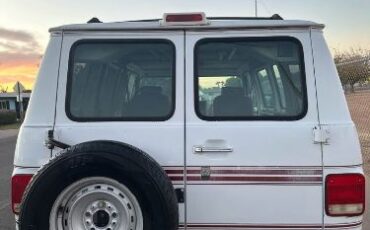 Chevrolet-G20-1992-White-4