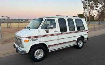 Chevrolet-G20-1992-White-5