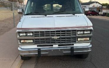 Chevrolet-G20-1992-White-7