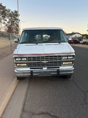 Chevrolet-G20-1992-White-7