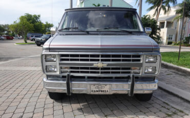 Chevrolet-G20-Van-1986-1